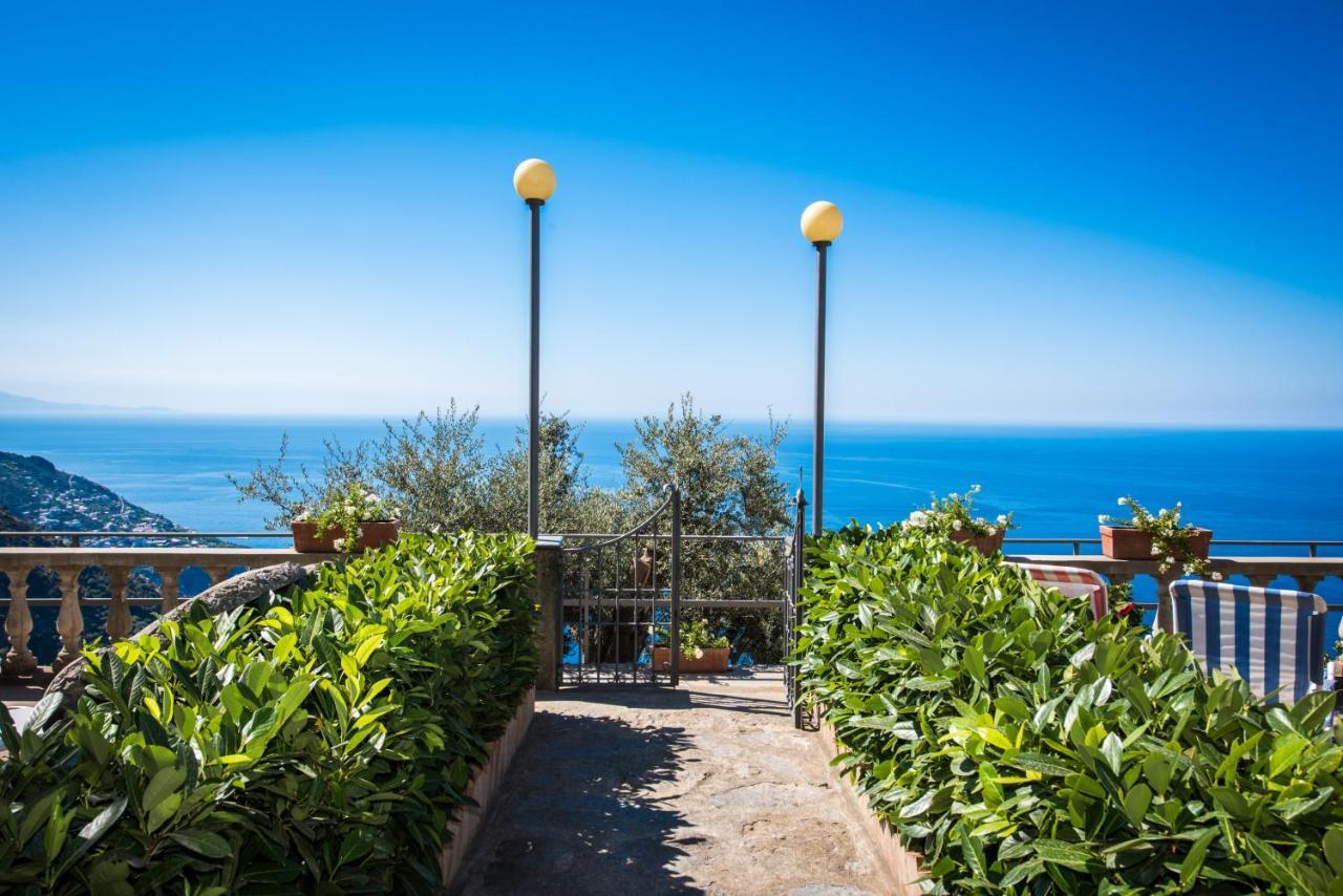 Villa Savina - Elegant Family Villa Overlooks Amalfi Coast - Positano Exterior foto